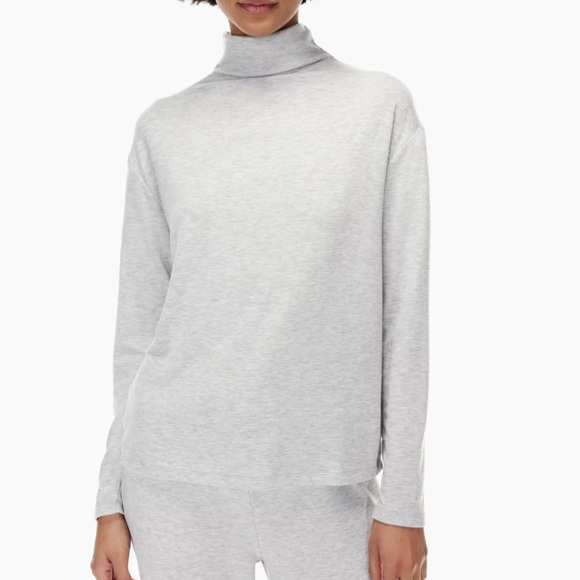 Aritzia Tops - NWOT Aritzia Wilfred free light grey mock neck shirt sweater S